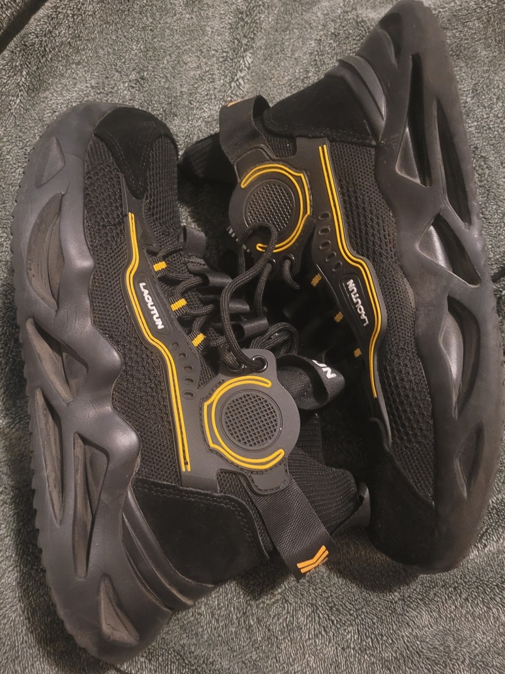 Men's Black & Yellow STEEL TOE Athletic Sneakers